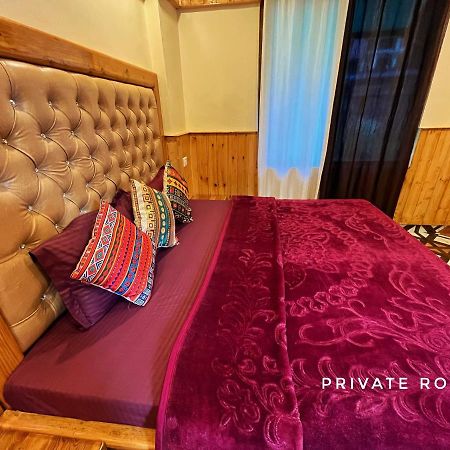 I Love Kasol Hostel & Rooftop Cafe Εξωτερικό φωτογραφία
